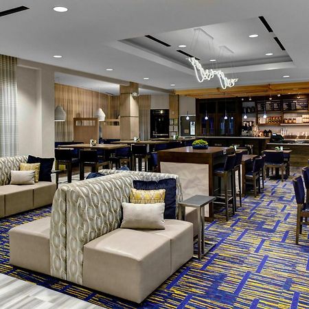 Courtyard By Marriott Carrollton Hotel Bagian luar foto
