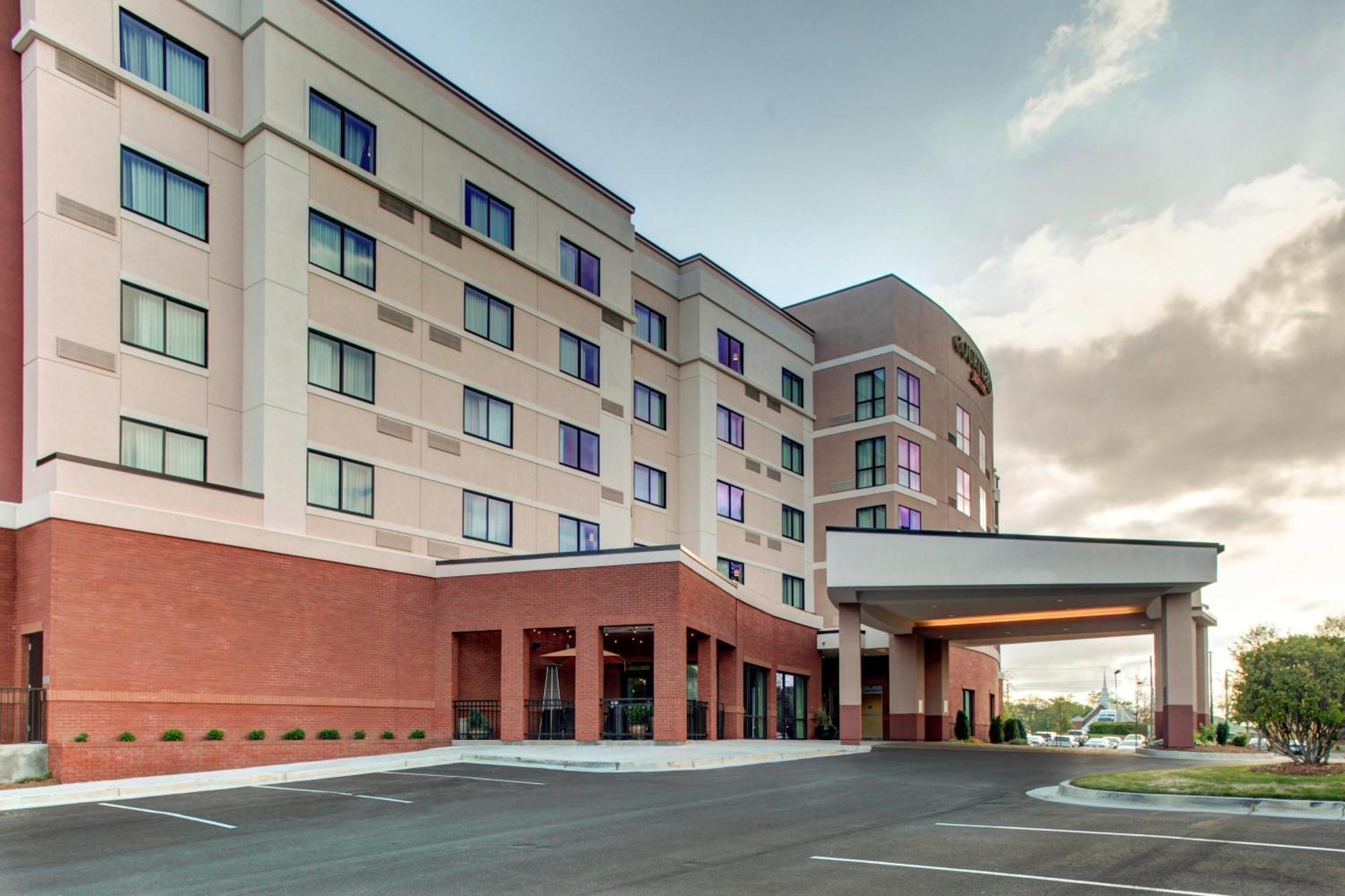 Courtyard By Marriott Carrollton Hotel Bagian luar foto