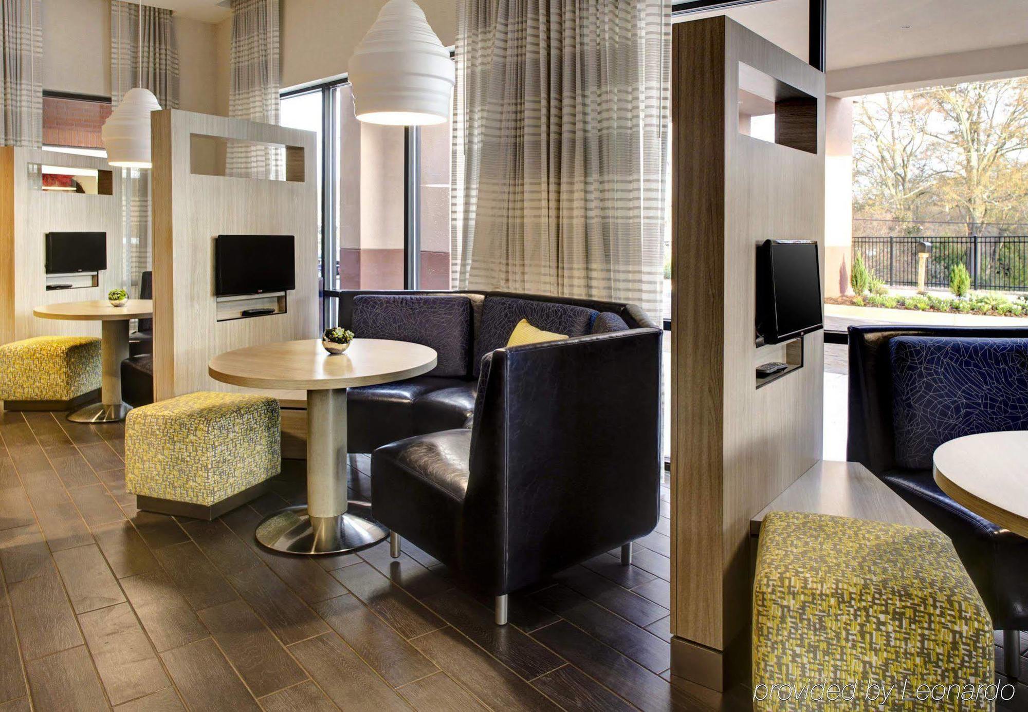 Courtyard By Marriott Carrollton Hotel Bagian luar foto